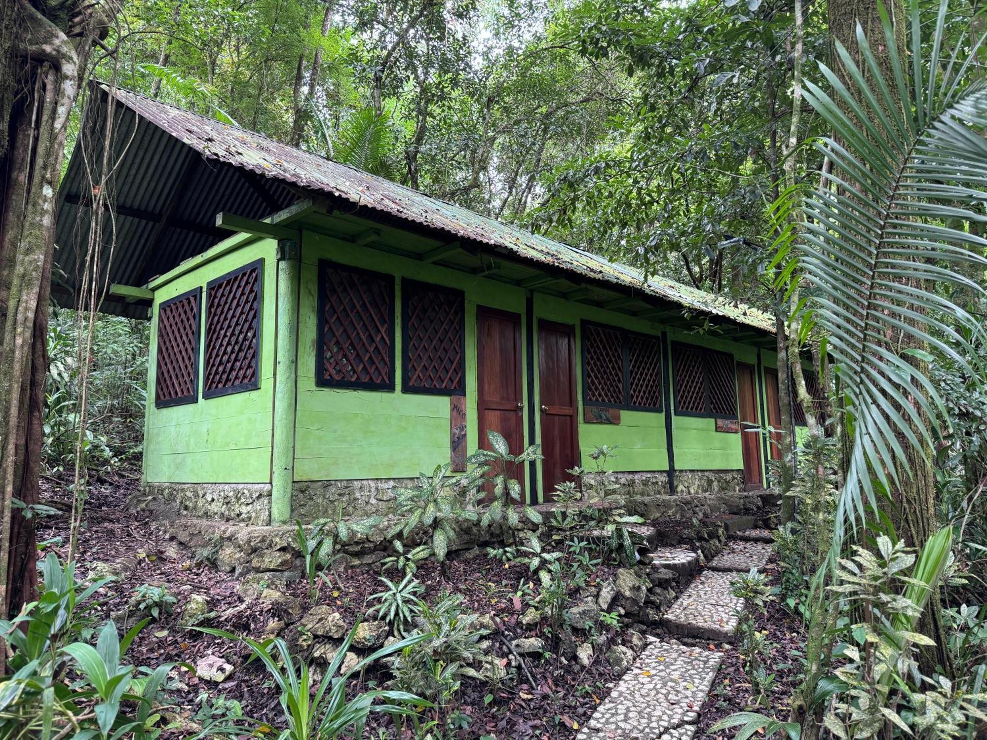 Finca Tatin Hotel Izabal Exterior photo